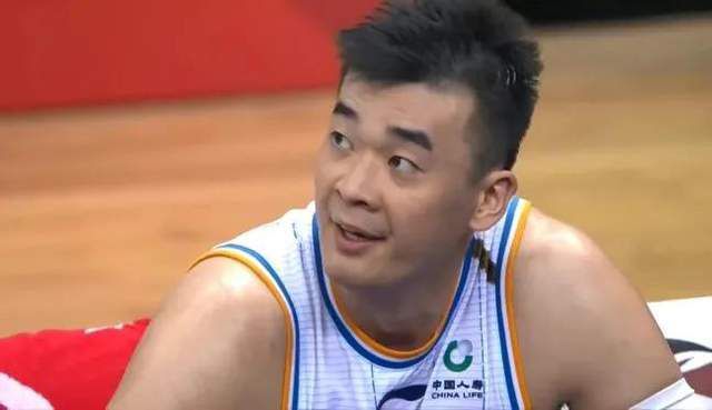赛后，滕哈赫谈到了球队近期的战绩起伏。